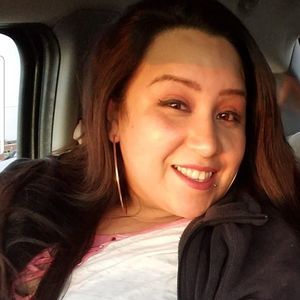 Meet your Posher, Ayla